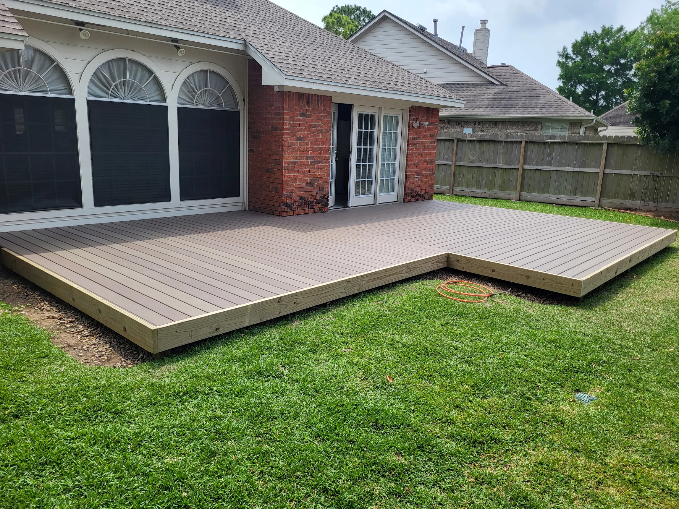 5 Things to Consider When Building a Deck in Houston